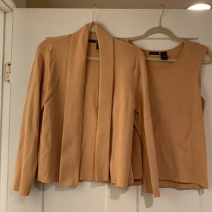Ladies camel colored 2 piece sweater set size medium